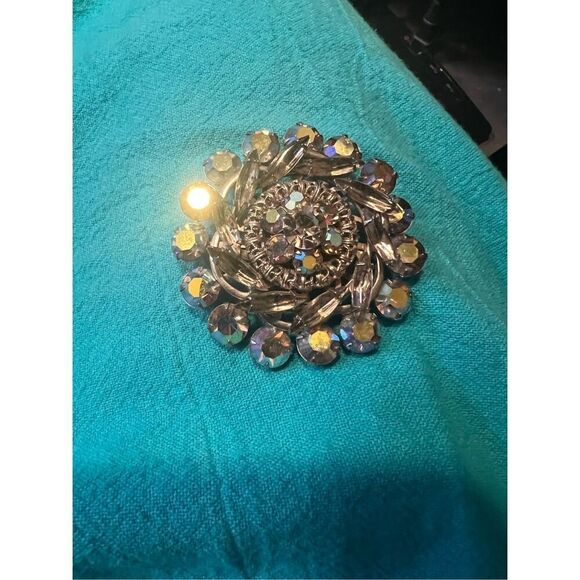 Gorgeous Large Sparkling Vintage Blue/Gray Rhinstone Brooch - Picture 1 of 5